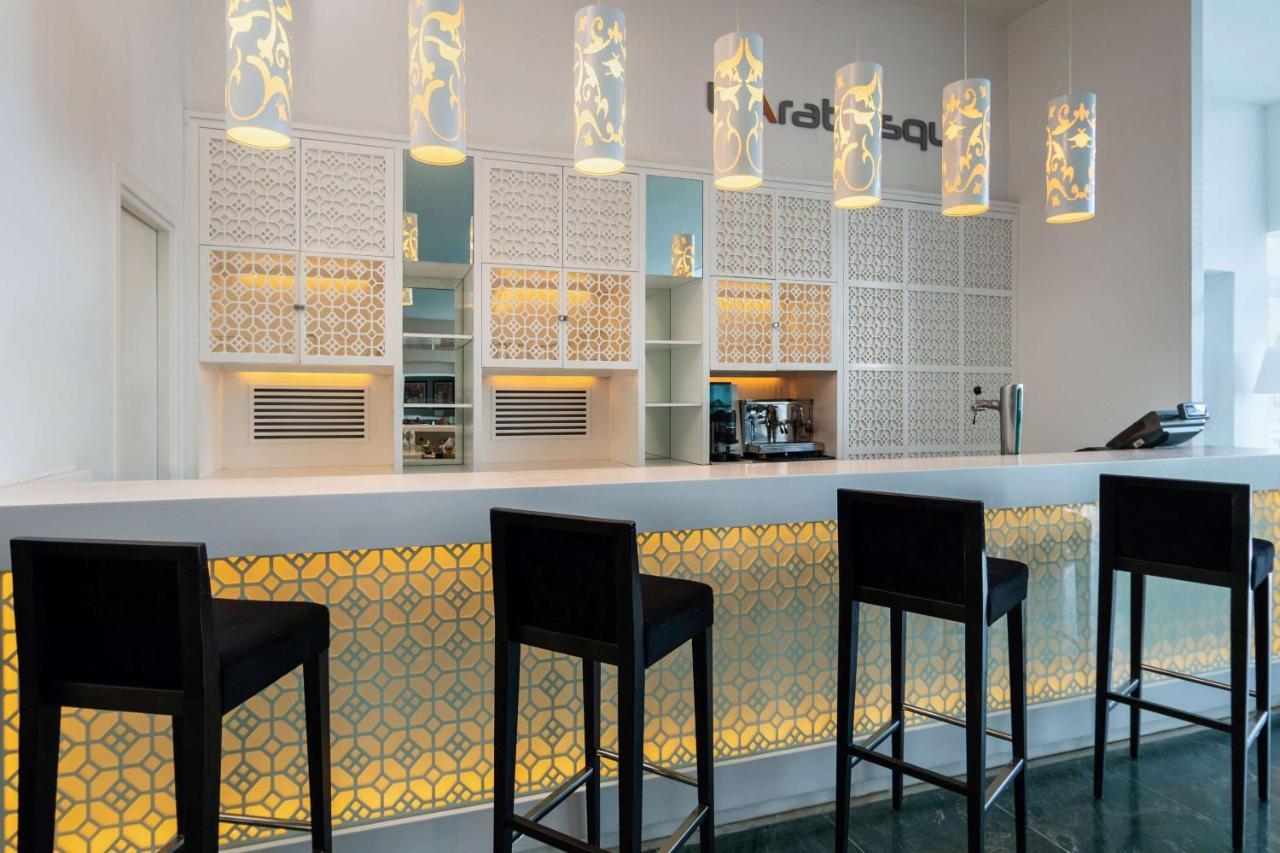 Radisson Blu Resort & Thalasso Hammamet Exterior foto The bar at the lounge