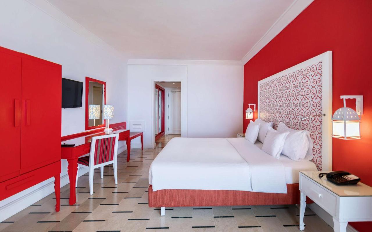 Radisson Blu Resort & Thalasso Hammamet Exterior foto A room at the hotel