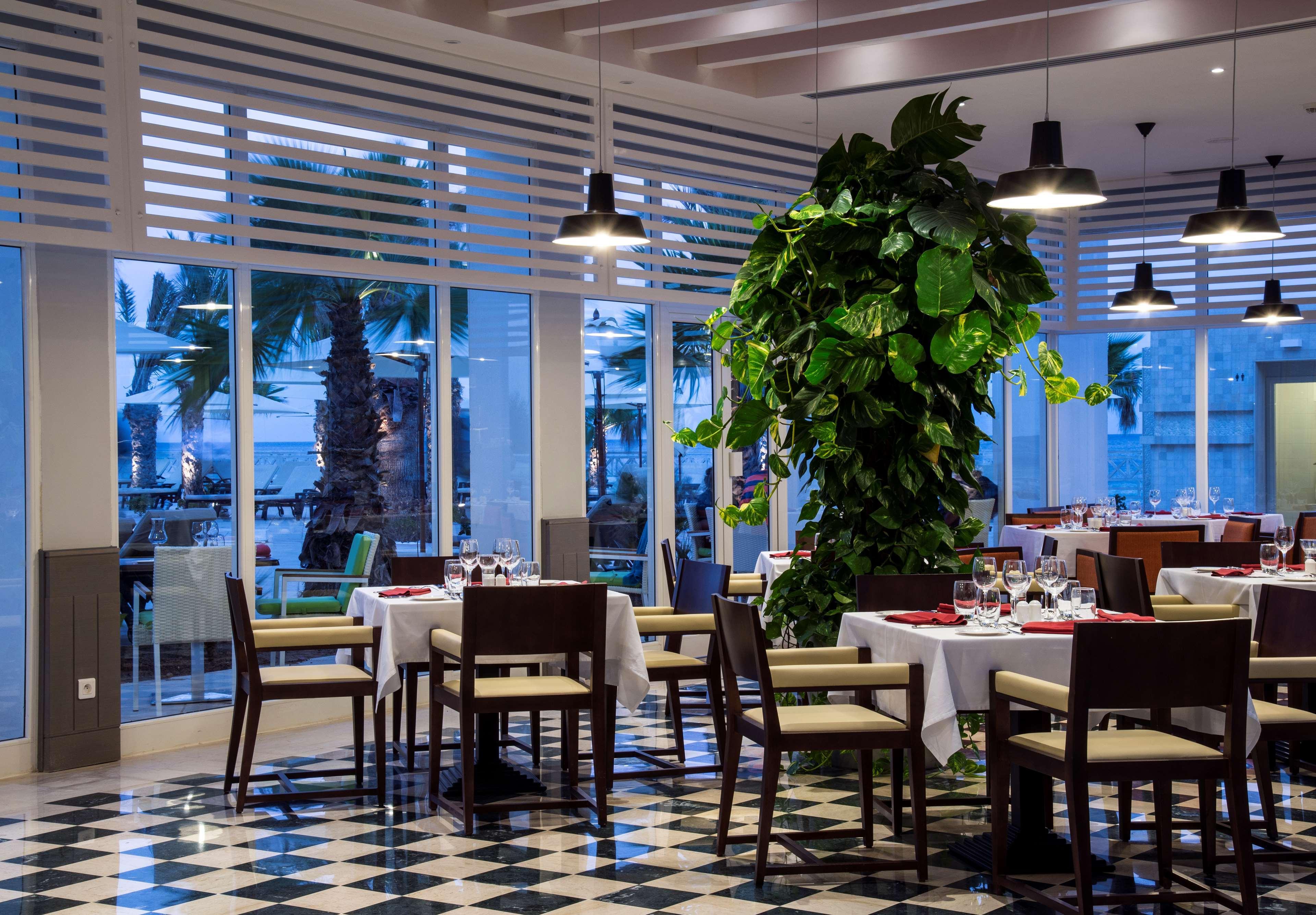 Radisson Blu Resort & Thalasso Hammamet Exterior foto The restaurant