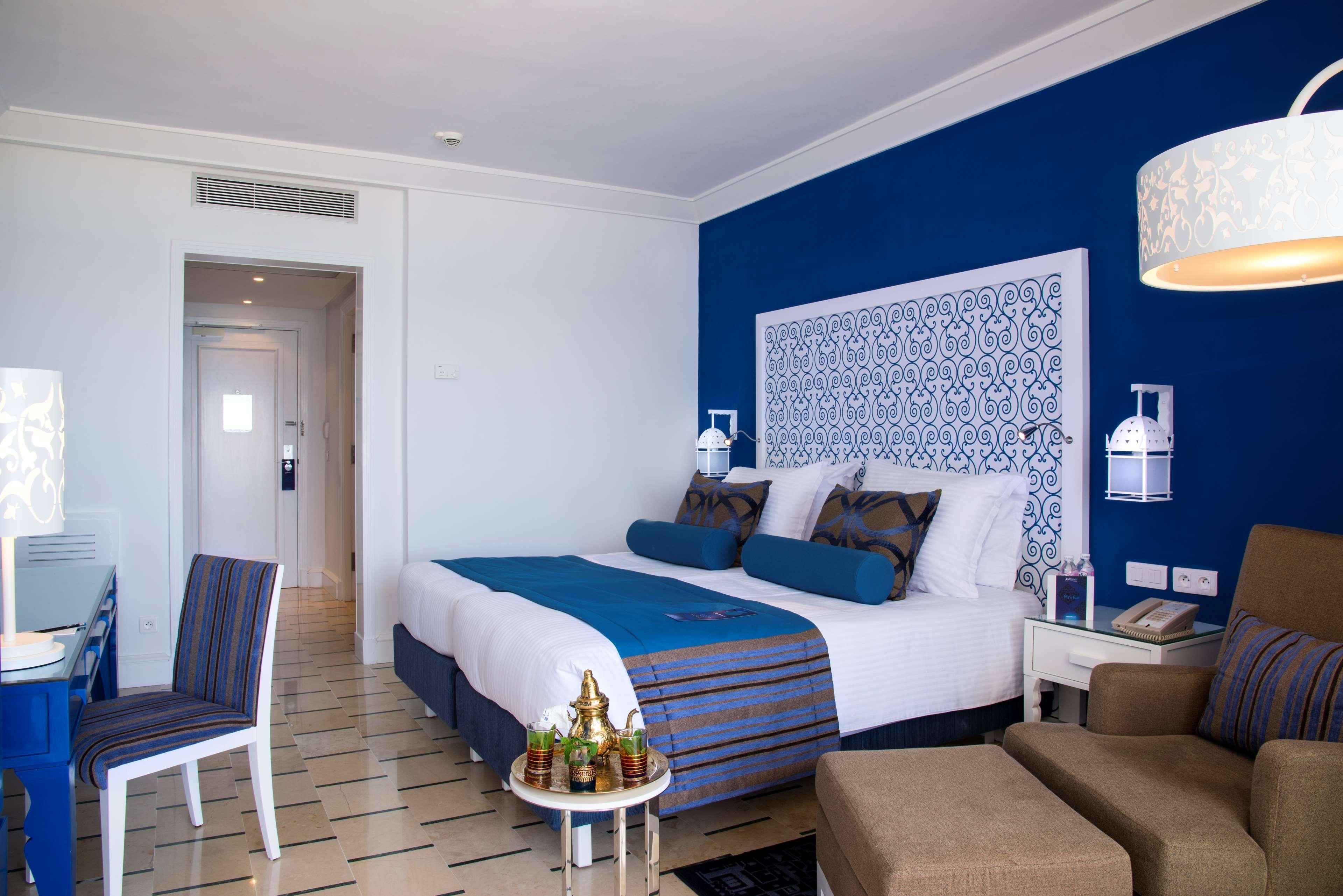 Radisson Blu Resort & Thalasso Hammamet Exterior foto A room at the hotel