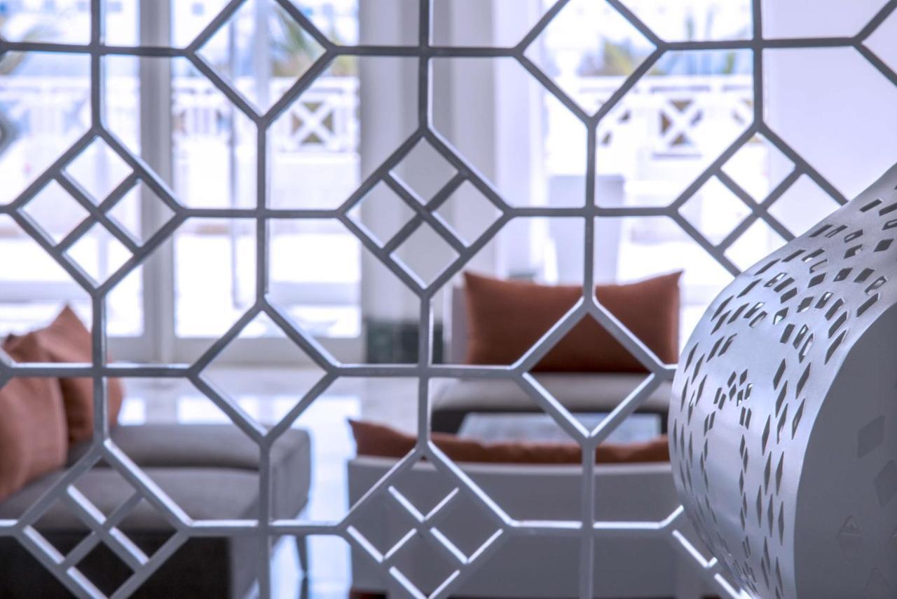 Radisson Blu Resort & Thalasso Hammamet Exterior foto Laser cut metal